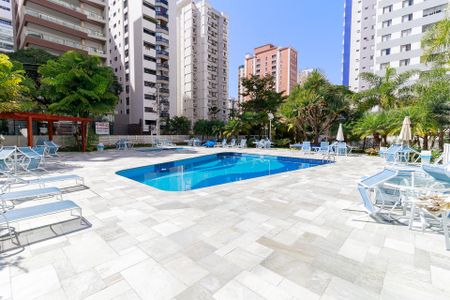 Apartamento para alugar com 200m², 4 quartos e 2 vagasPiscina