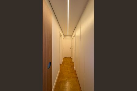 Apartamento para alugar com 200m², 4 quartos e 2 vagasCorredor