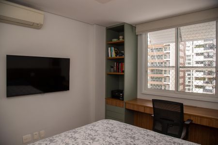 Apartamento para alugar com 200m², 4 quartos e 2 vagasQuarto 2