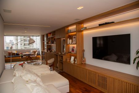 Apartamento para alugar com 200m², 4 quartos e 2 vagasSala de TV