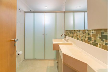 Apartamento para alugar com 145m², 3 quartos e 2 vagasBanheiro do  Quarto 2