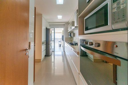 Apartamento para alugar com 145m², 3 quartos e 2 vagasCozinha 