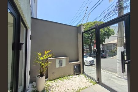 Apartamento para alugar com 75m², 2 quartos e sem vaga Apartamento para alugar com 75m², 2 quartos e sem vagaÁrea comum - Hall