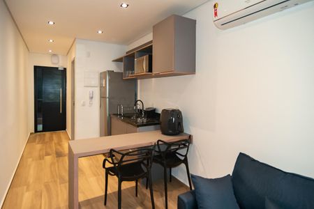 Apartamento para alugar com 32m², 1 quarto e sem vaga