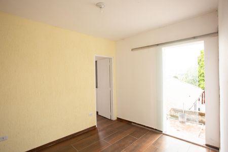SALA de casa à venda com 4 quartos, 340m² em Chora Menino, São Paulo
