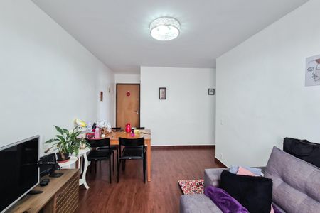 Apartamento para alugar com 72m², 3 quartos e 1 vaga Apartamento para alugar com 72m², 3 quartos e 1 vagaSala