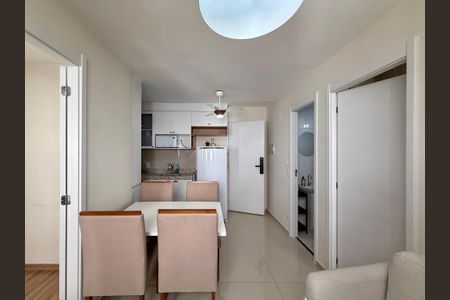 Sala de apartamento para alugar com 2 quartos, 35m² em Socorro, São Paulo