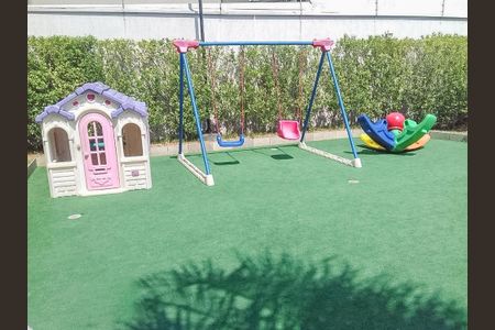 Apartamento à venda com 103m², 3 quartos e 2 vagasÁrea comum - Playground