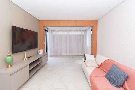 Apartamento à venda com 150m², 3 quartos e 2 vagas Apartamento à venda com 150m², 3 quartos e 2 vagasSala