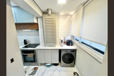 Apartamento à venda com 56m², 2 quartos e 1 vaga Apartamento à venda com 56m², 2 quartos e 1 vagaSala/Cozinha