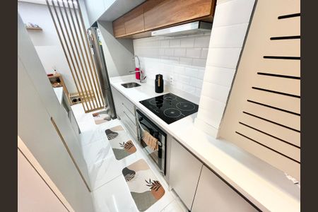 Apartamento à venda com 56m², 2 quartos e 1 vaga Apartamento à venda com 56m², 2 quartos e 1 vagaSala/Cozinha