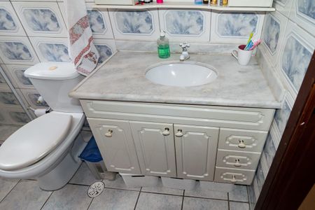 Apartamento à venda com 90m², 3 quartos e 1 vaga Apartamento à venda com 90m², 3 quartos e 1 vagaBanheiro Social