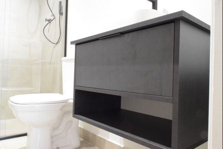 Apartamento à venda com 104m², 3 quartos e sem vagaBanheiro social