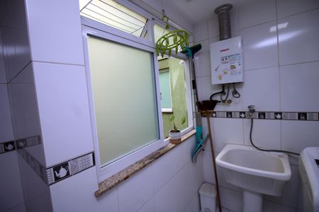 Apartamento à venda com 61m², 2 quartos e 1 vagaÁrea de Serviço