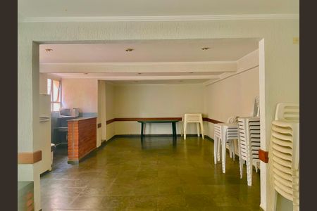 Apartamento à venda com 64m², 2 quartos e 1 vaga Apartamento à venda com 64m², 2 quartos e 1 vagaSalão de Festas