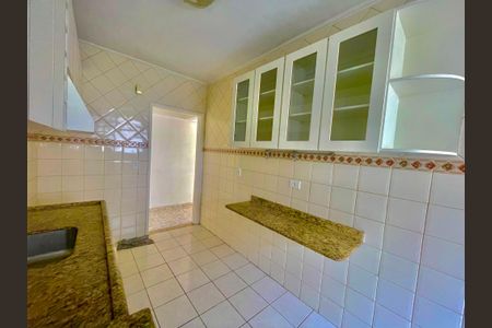 Apartamento à venda com 64m², 2 quartos e 1 vaga Apartamento à venda com 64m², 2 quartos e 1 vagaCozinha