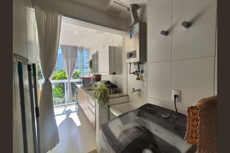 Apartamento à venda com 67m², 2 quartos e 1 vaga