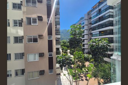 Apartamento à venda com 67m², 2 quartos e 1 vaga