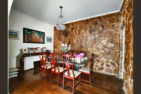 Sala de casa para alugar com 4 quartos, 600m² em Vila Isabel, Rio de Janeiro