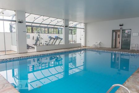 Apartamento à venda com 234m², 3 quartos e 4 vagasÁrea comum - Piscina