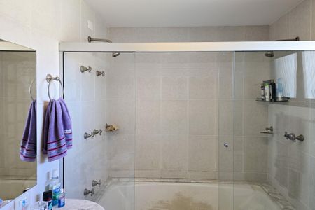 Apartamento à venda com 234m², 3 quartos e 4 vagasBanheiro - Suíte 3