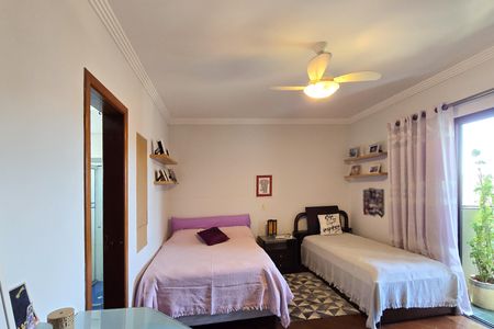 Apartamento à venda com 234m², 3 quartos e 4 vagasSuíte 1