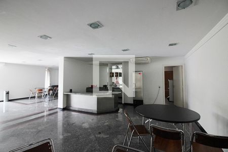 Apartamento à venda com 234m², 3 quartos e 4 vagasÁrea comum - Salão de festas