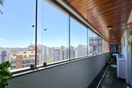 Apartamento à venda com 234m², 3 quartos e 4 vagasSacada - Quartos