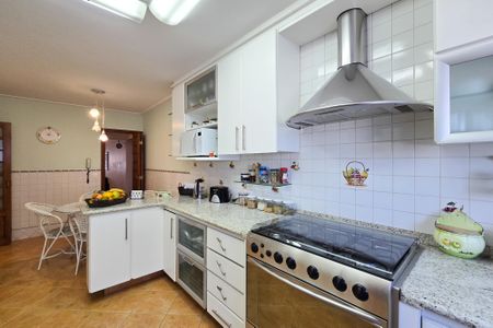 Apartamento à venda com 234m², 3 quartos e 4 vagasCozinha