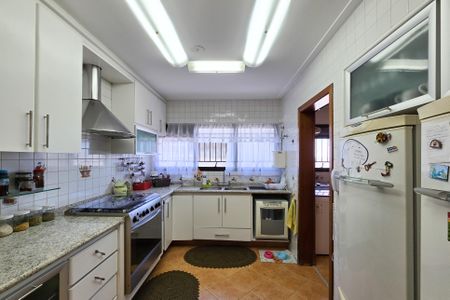 Apartamento à venda com 234m², 3 quartos e 4 vagasCozinha