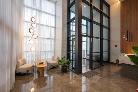 Studio para alugar com 25m², 1 quarto e sem vaga Studio para alugar com 25m², 1 quarto e sem vagaHall de Entrada