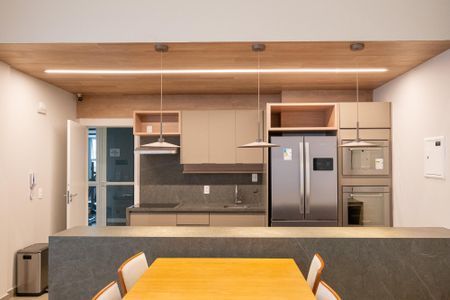 Studio para alugar com 25m², 1 quarto e sem vaga Studio para alugar com 25m², 1 quarto e sem vagaSalão de Festas