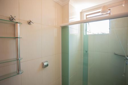 Apartamento para alugar com 70m², 2 quartos e 1 vaga Apartamento para alugar com 70m², 2 quartos e 1 vagaBANHEIRO DA SUÍTE