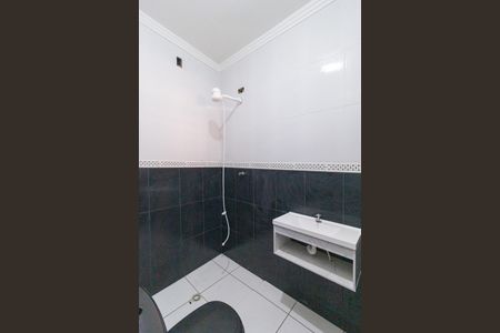 Casa à venda com 250m², 5 quartos e 3 vagasBanheiro 2