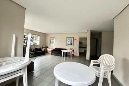 Apartamento à venda com 61m², 2 quartos e 1 vaga Apartamento à venda com 61m², 2 quartos e 1 vagaÁrea comum - Salão de festas