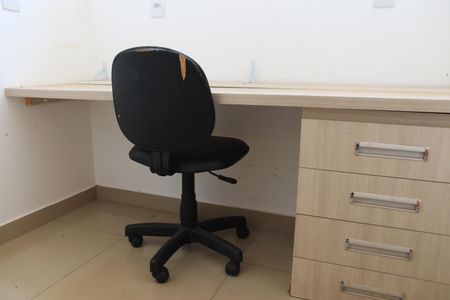 Casa de condomínio para alugar com 225m², 3 quartos e 3 vagasEscritório 02