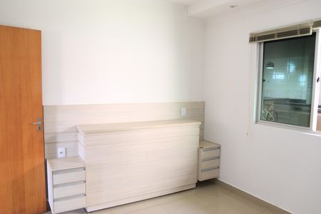 Casa de condomínio para alugar com 225m², 3 quartos e 3 vagasSuíte