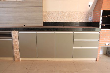 Casa de condomínio para alugar com 225m², 3 quartos e 3 vagasCozinha