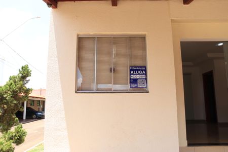 Casa de condomínio para alugar com 225m², 3 quartos e 3 vagasPlaquinha