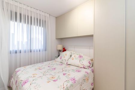 Apartamento à venda com 72m², 2 quartos e 2 vagas Apartamento à venda com 72m², 2 quartos e 2 vagasQuarto 2