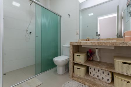 Apartamento à venda com 80m², 2 quartos e sem vagaBanheiro Social