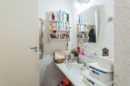 Apartamento à venda com 120m², 3 quartos e 1 vagaBanheiro da Suíte