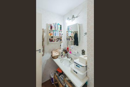 Apartamento à venda com 120m², 3 quartos e 1 vagaBanheiro da Suíte