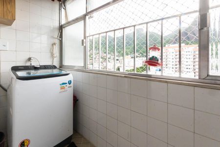 Apartamento à venda com 120m², 3 quartos e 1 vagaÁrea de Serviço