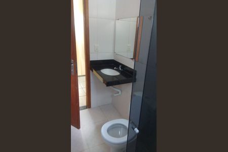 Casa de Condomínio à venda com 2 quartos, 75m² em Parque Xangri-Lá, Contagem