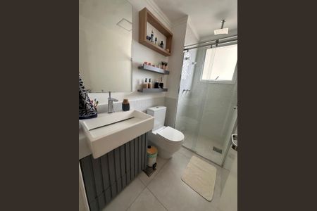 Apartamento à venda com 111m², 3 quartos e 2 vagas Apartamento à venda com 111m², 3 quartos e 2 vagasBanheiro