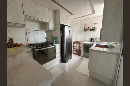 Apartamento à venda com 111m², 3 quartos e 2 vagas Apartamento à venda com 111m², 3 quartos e 2 vagasCozinha