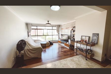 Apartamento à venda com 128m², 4 quartos e 2 vagasSala