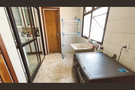 Apartamento à venda com 128m², 4 quartos e 2 vagasÁrea de Serviço