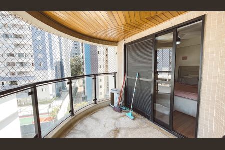 Apartamento à venda com 128m², 4 quartos e 2 vagasQuarto Suíte